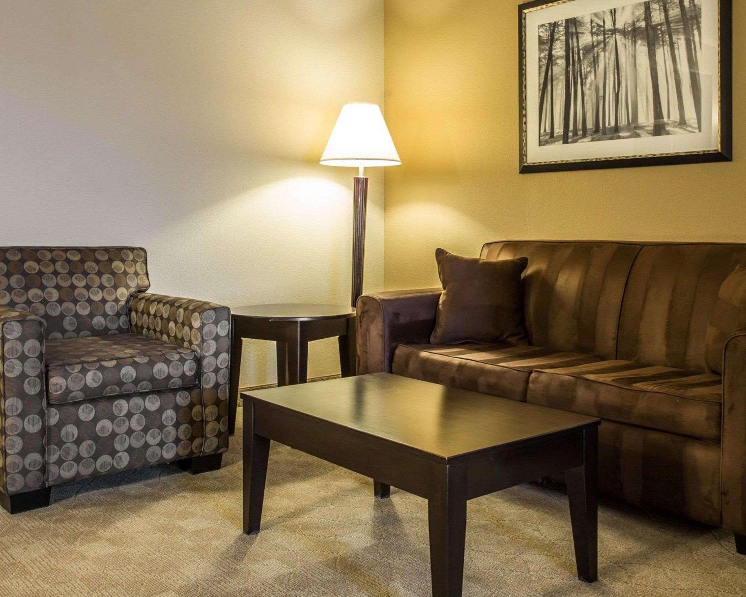 Comfort Suites Huntersville Near Lake Norman Ngoại thất bức ảnh