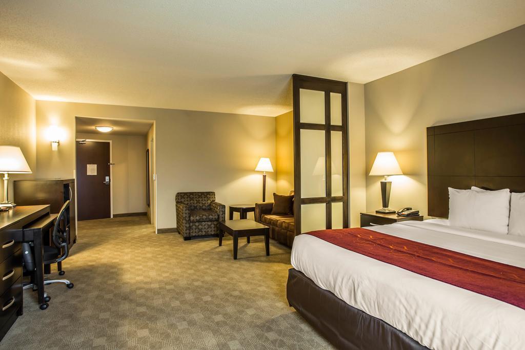 Comfort Suites Huntersville Near Lake Norman Ngoại thất bức ảnh