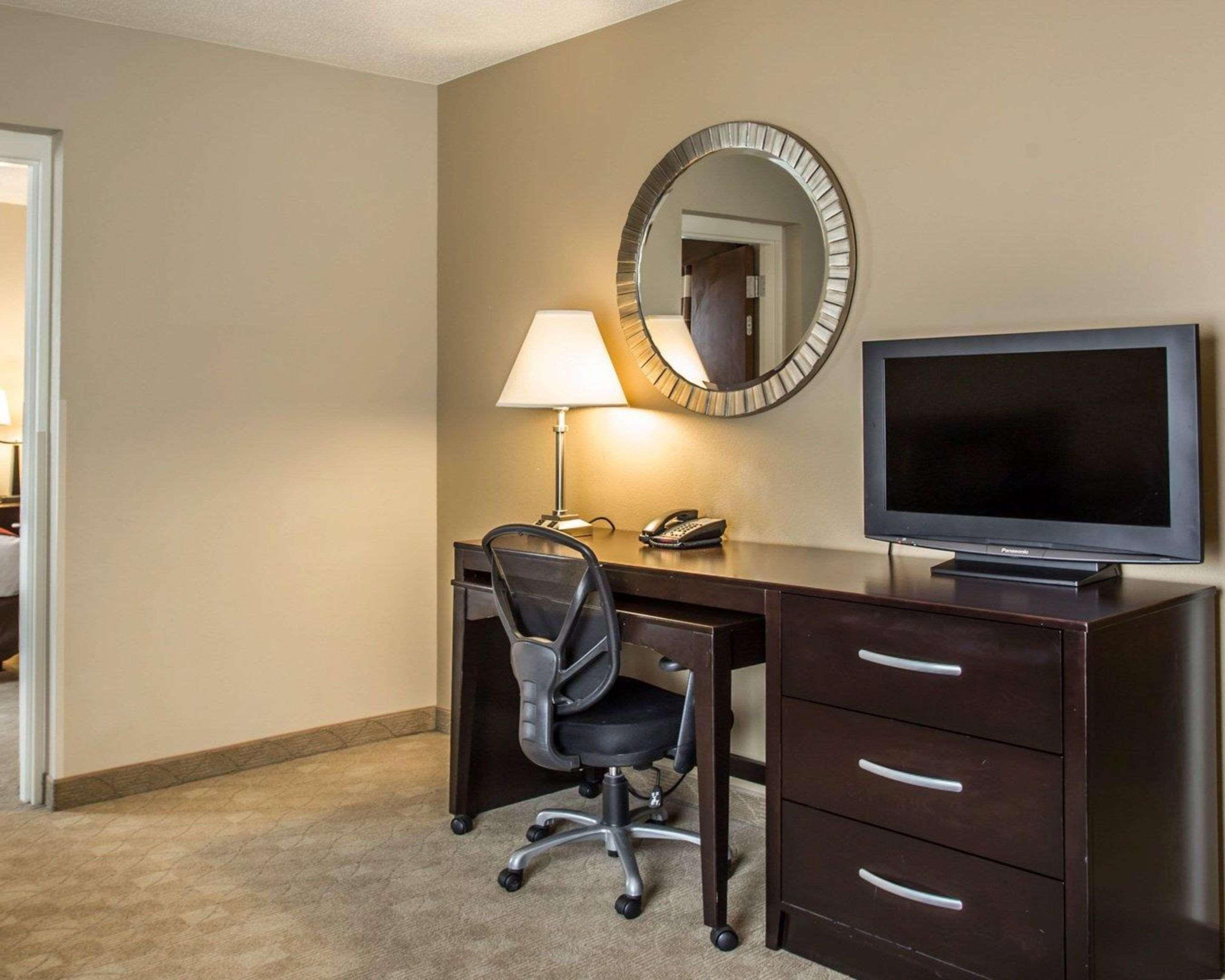 Comfort Suites Huntersville Near Lake Norman Ngoại thất bức ảnh