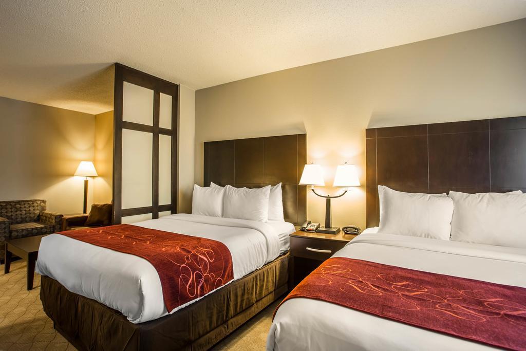 Comfort Suites Huntersville Near Lake Norman Ngoại thất bức ảnh
