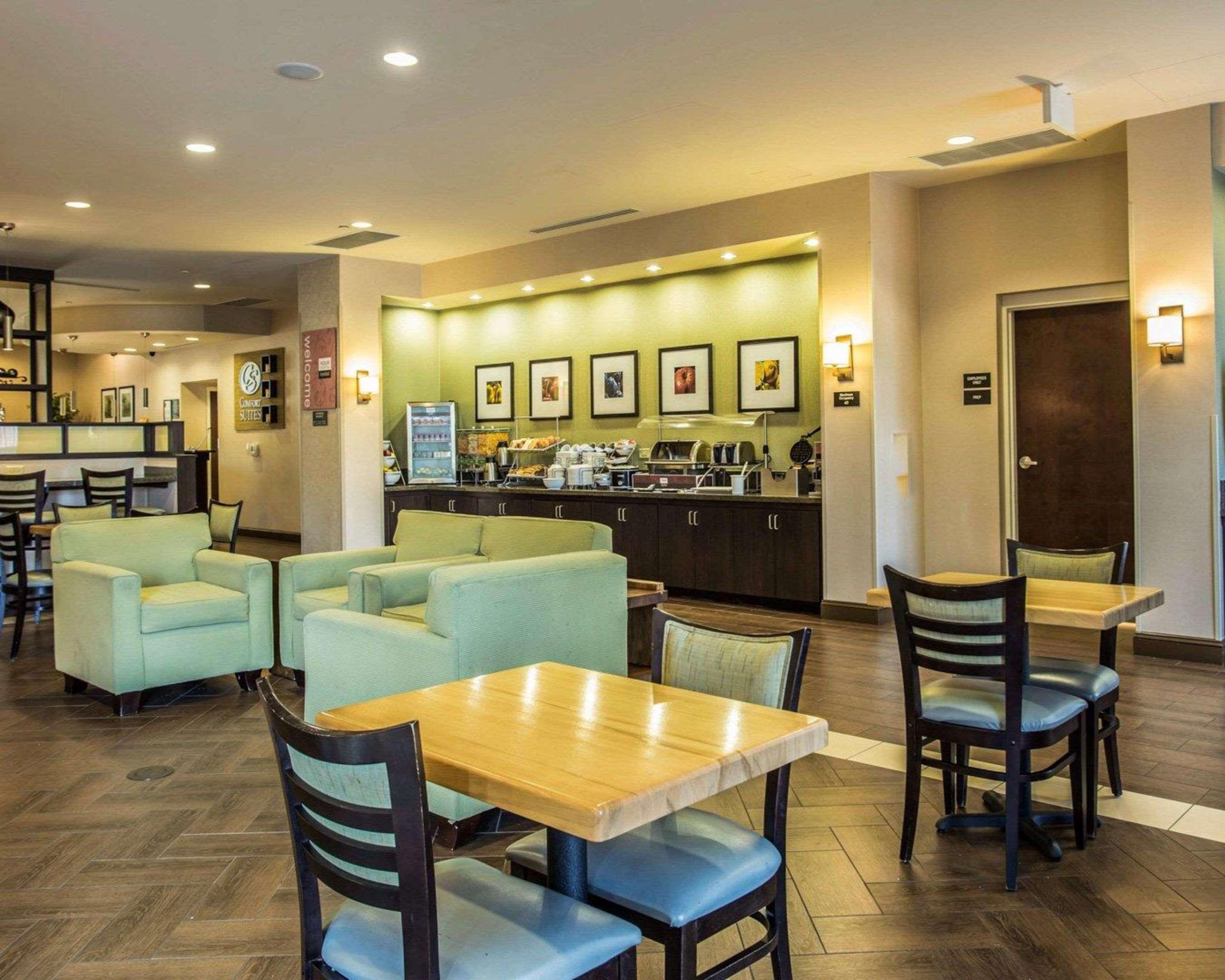 Comfort Suites Huntersville Near Lake Norman Ngoại thất bức ảnh