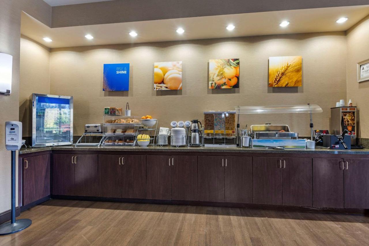 Comfort Suites Huntersville Near Lake Norman Ngoại thất bức ảnh