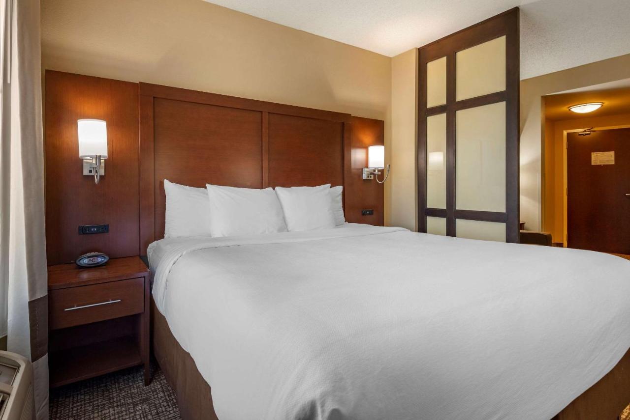 Comfort Suites Huntersville Near Lake Norman Ngoại thất bức ảnh