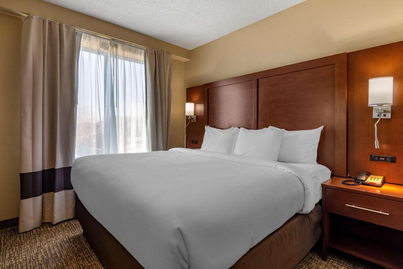 Comfort Suites Huntersville Near Lake Norman Ngoại thất bức ảnh